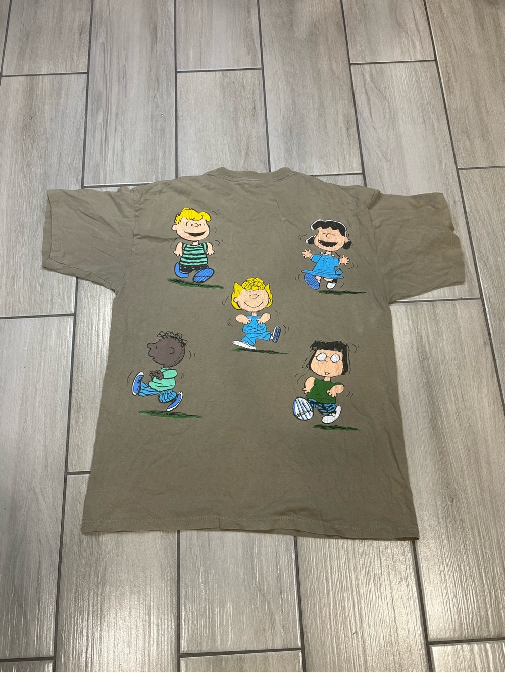 Vintage Changes Label - Peanuts SNOOPY WOODSTOCK & GANG (L) T-Shirt